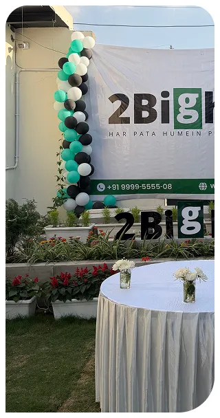 Center banner